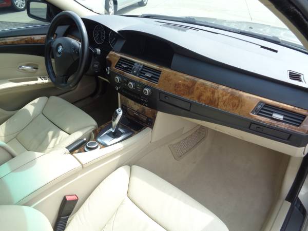 2008 BMW 5 Series 4dr Sdn 528i RWD - - by dealer for sale in Greenville, SC – photo 13