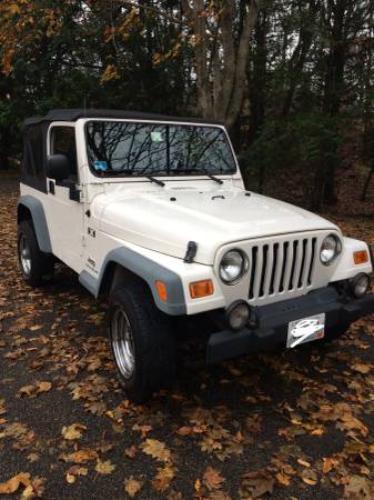 2006 Jeep Wrangler 4WD X - cars & trucks - by owner - vehicle... for sale in Saunderstown, RI – photo 2