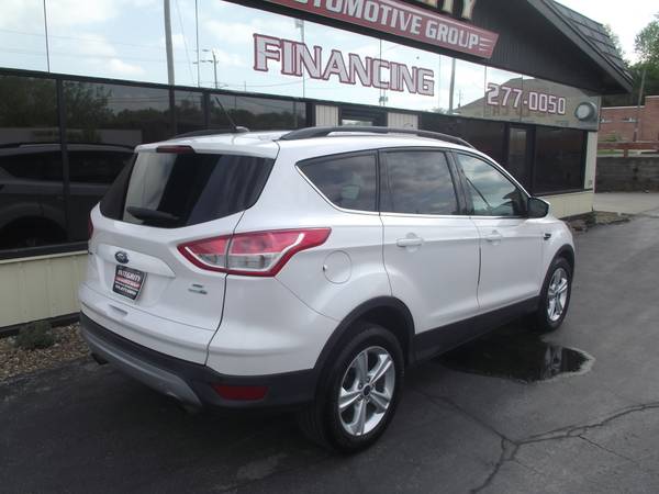 2015 Ford Escape SE 4x4 Alloys Backup Cam Bluetooth Great Shape for sale in Des Moines, IA – photo 3