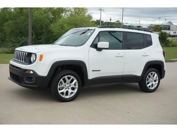 2016 Jeep Renegade Latitude - SUV - cars & trucks - by dealer -... for sale in Ardmore, TX – photo 17