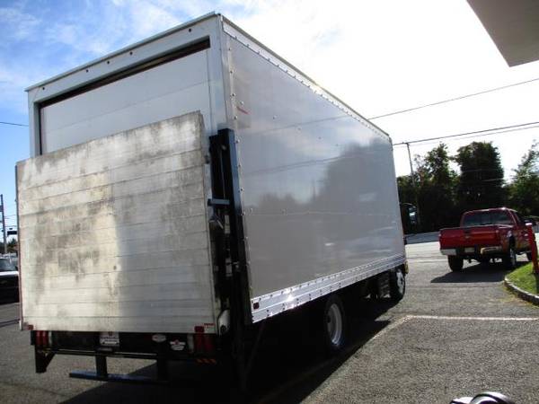 2019 Isuzu NRR 20 FOOT BOX TRUCK ** NRR W/ LIFTGATE - cars & trucks... for sale in south amboy, VA – photo 4