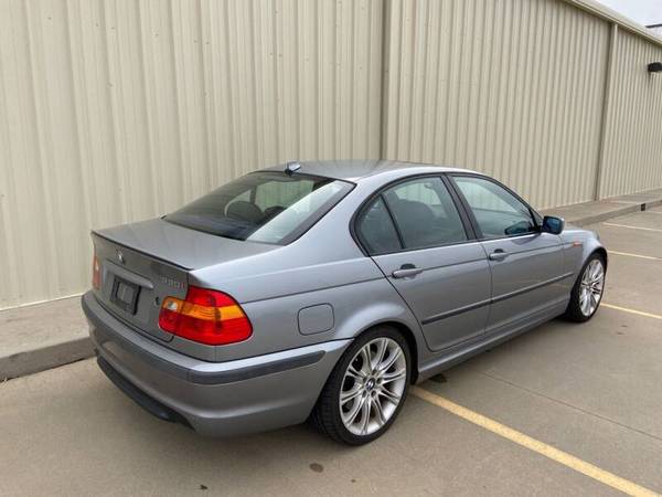 2005 BMW 330i // ZHIP PACKAGE // CLEAN CARFAX for sale in Clearwater, KS – photo 3