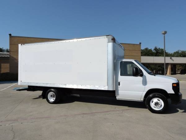 2012 Ford Econoline Commercial Cutaway E350 16 FOOT BOX TRUCK with... for sale in Grand Prairie, TX – photo 3