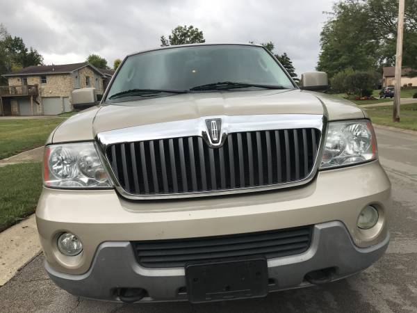 2004 Lincoln Navigator 4WD for sale in Greenwood, IN – photo 3