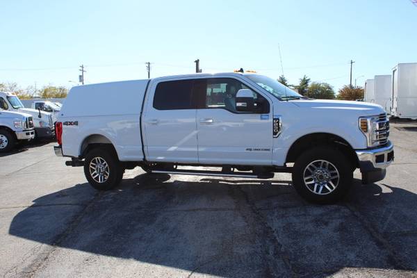 2019 Ford F-250 Super Duty Lariat Crew Cab - - by for sale in southern IL, IL – photo 4