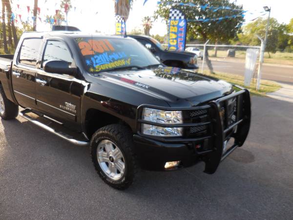2011 SILVERADO,Z71 pckge LEATHER,SUNROOF,4X4,FULLY LOADED,NICEE!! for sale in Brownsville, TX – photo 2