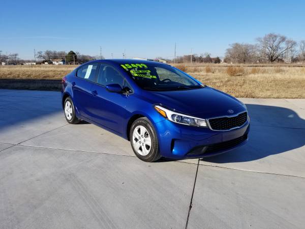 2017 KIA FORTE VERY LOW MILES - - by dealer - vehicle for sale in Wichita, KS