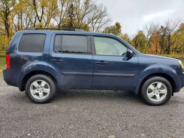 2011 Honda Pilot EX, AWD, 3RD Row Seating, 1-Owner NO Accindts -... for sale in Spencerport, NY – photo 4