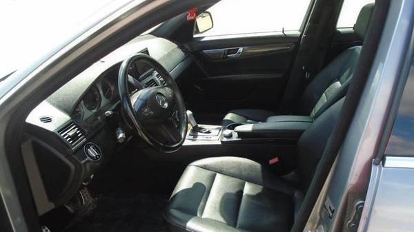 08 mercedes C350...clean car 95000 miles,,$7700 **Call Us Today For... for sale in Waterloo, IA – photo 13