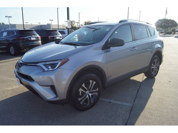 2018 Toyota RAV4 LE - Finance Here! Low Rates Available! for sale in Hurst, TX – photo 2