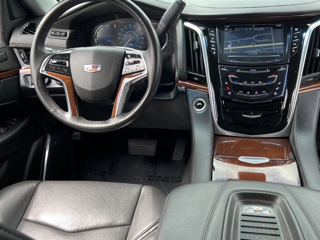 2019 Cadillac Escalade Luxury 4WD for sale in Fishers, IN – photo 5