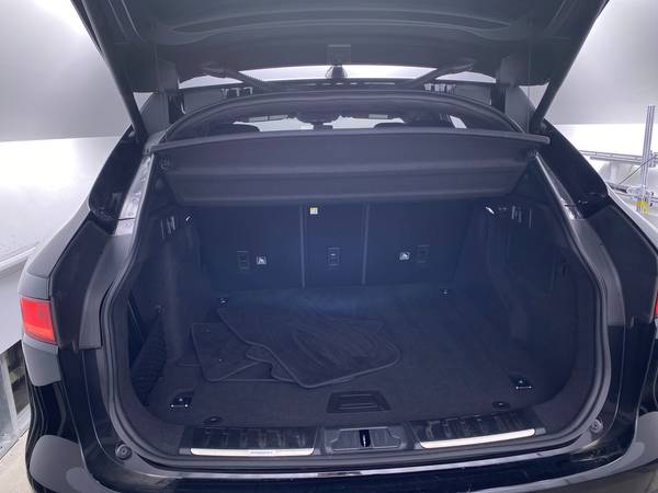 2020 Jag Jaguar FPACE 25t Premium Sport Utility 4D suv Black -... for sale in Fort Lauderdale, FL – photo 23
