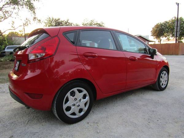 2013 Ford Fiesta 5dr HB SE for sale in Round Rock, TX – photo 5