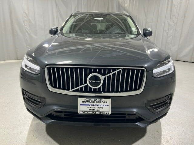 2022 Volvo XC90 T6 Momentum 7-Passenger AWD for sale in Chicago, IL – photo 2