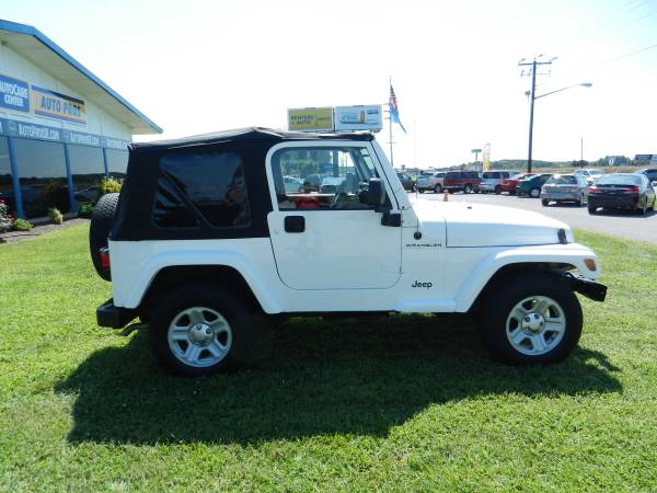 2000 Jeep Wrangler SE - New Top and Carpet, Well Kept!! for sale in Georgetown, MD – photo 7
