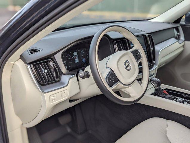 2020 Volvo XC60 T5 Momentum for sale in New London, CT – photo 7
