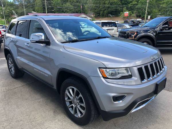 2014 Jeep Grand Cherokee Limited 4x4 - Pano Moonroof - Navigation -... for sale in binghamton, NY – photo 3
