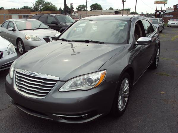 2012 CHRYSLER 200 LIMITED 4DR GRAY 92.000 MILES for sale in Lincoln Park, MI