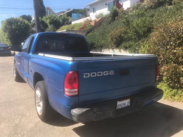 Only 72k miles! 2001 Dodge Dakota 2.5L Truck 2D 4x2 Cold AC 5 Speed for sale in Malibu, CA – photo 3