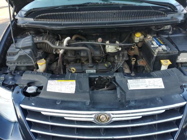 2007 Chrysler Town & Country LX for sale in Allentown, PA – photo 15