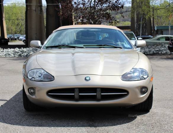 JAGUAR XK8 Convertible - New PA insp Must see this ONE! - cars & for sale in Pittsburgh, PA – photo 22