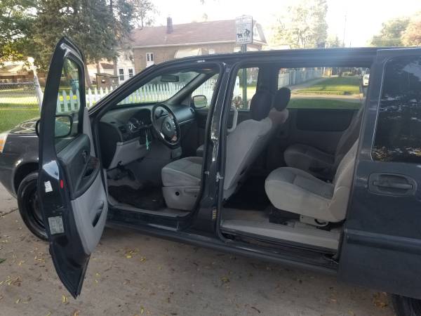2008 CHEVY UPLANDER..CLEAN V6 7 PASS 3500 OBO 1 OWNER for sale in Melrose Park, IL – photo 4