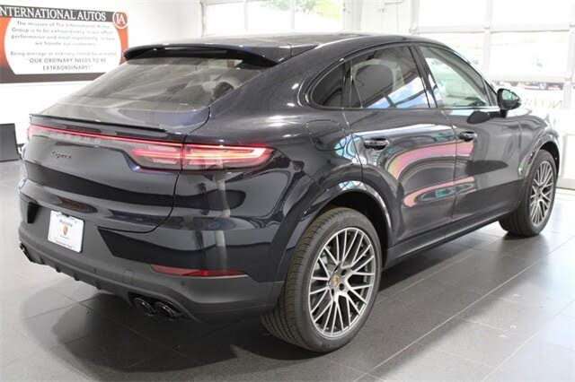 2022 Porsche Cayenne Coupe Platinum Edition AWD for sale in Waukesha, WI – photo 5