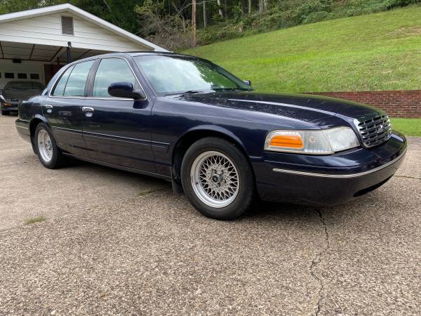1999 Ford Crown Vic for sale in Other, WV – photo 2