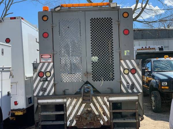 2006 *GMC* *C7500 ENCLOSED UTILITY SERVICE TRUCK* *STEE for sale in Massapequa, NY – photo 4