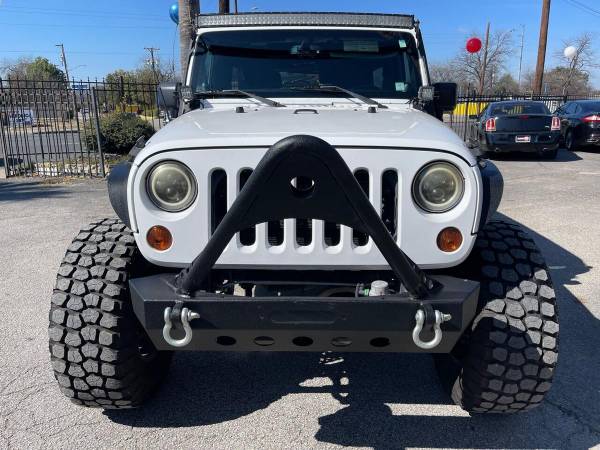 2013 Jeep Wrangler Unlimited Sport 4x4 4dr SUV EVERYONE IS APPROVED! for sale in San Antonio, TX – photo 2
