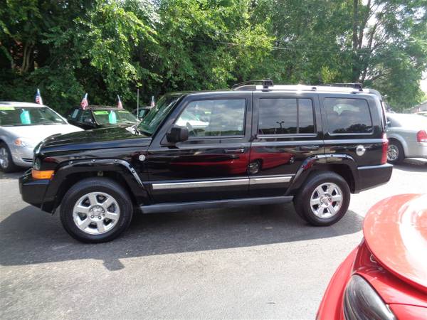 2007 Jeep Commander Limited 4X4 V8 for sale in Decatur, IL – photo 2