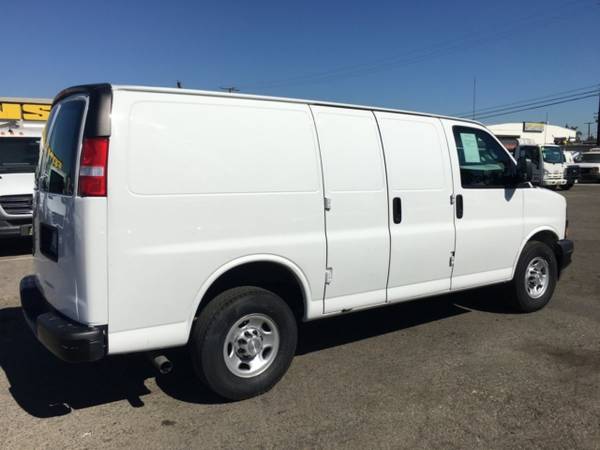 2018 Chevrolet Express Cargo Van for sale in Fountain Valley, CA – photo 4