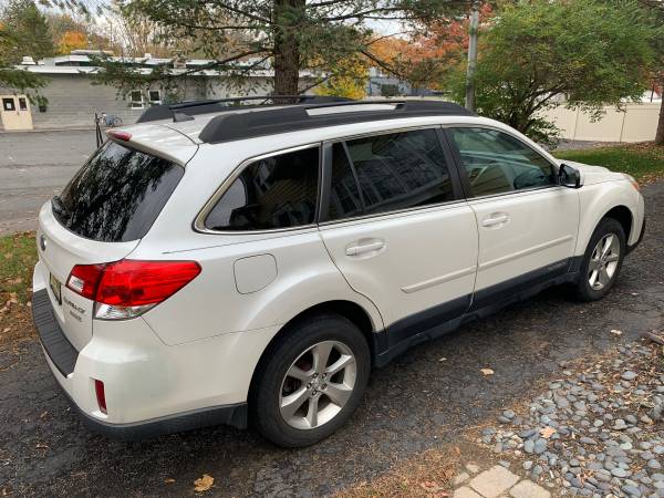 2014 Subaru Outback 2.5 Limited Wagon 4D - cars & trucks - by owner... for sale in Albany, NY – photo 2