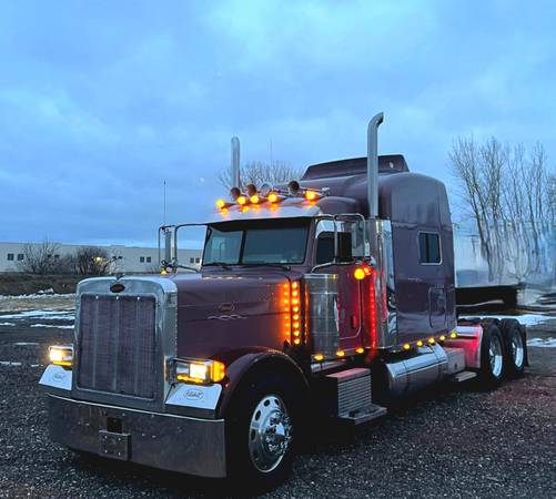 2005 Peterbilt 379/Cat C15 (550hp) 18 Speed Trans for sale in Zion, IL – photo 2