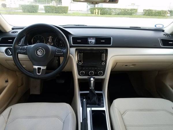 2012 Volkswagen Passat 2.5L SE Sedan 4D for sale in Miami, FL – photo 7
