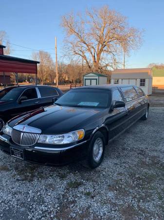 2007 LINCOLN TOWN CAR LIMOUSINE SEDAN - - by dealer for sale in Mansfield, GA – photo 11