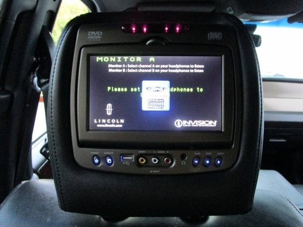 2013 Lincoln Navigator - NAVI - REAR CAMERA - SUNROOF - 2 DVD for sale in Sacramento , CA – photo 14