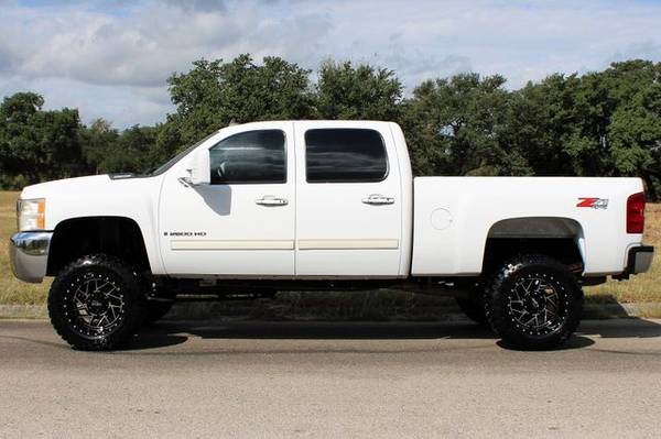 LIFTED! 2009 CHEVY 2500 6.6L DURAMAX 4X4 NEW 20" MOTO METALS! NEW 35s! for sale in Temple, TX – photo 5