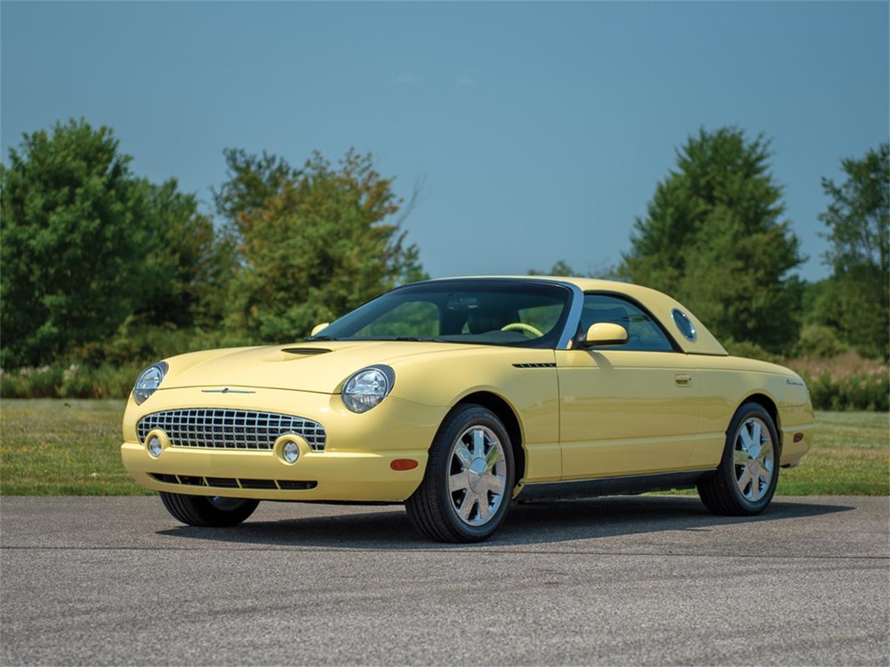 For Sale at Auction: 2002 Ford Thunderbird for sale in Auburn, IN