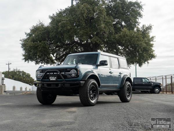2021 Ford Bronco First Edition - - by dealer - vehicle for sale in San Antonio, TX