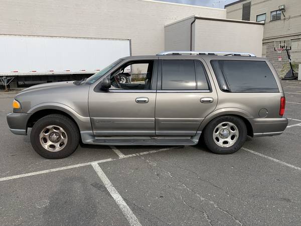 2001 LINCOLN NAVIGATOR for sale in Shelton, CT