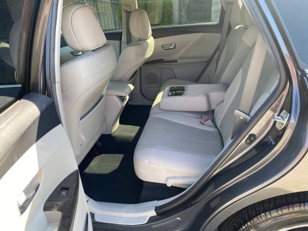 2013 Toyota venza LE 1st owner smog ready 5 seater very for sale in El Monte, CA – photo 6