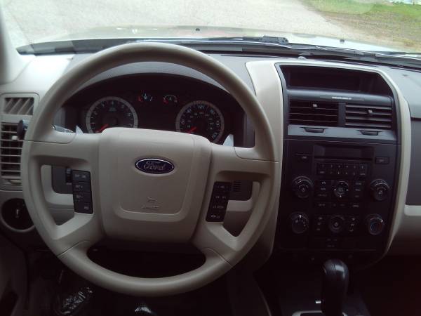 2010 Ford Escape for sale in Howard City, MI – photo 8