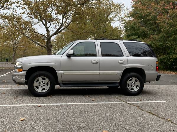 2005 Chevy Tahoe LT 8 Seats ! DVD ! Nav ! for sale in Trumbull, CT – photo 2