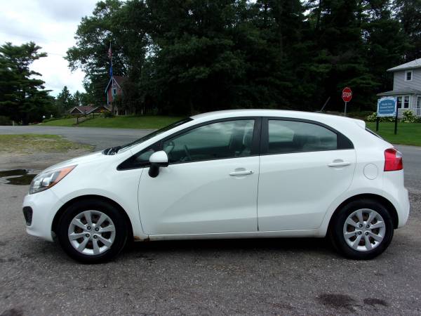 2013 Kia Rio LX - - by dealer - vehicle automotive sale for sale in Westby, WI – photo 2