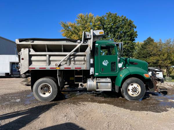 2008 Peterbilt 337 Single Axle for sale in Uniontown, PA – photo 3