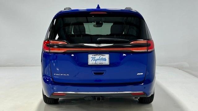 2021 Chrysler Pacifica Touring for sale in Aurora, IL – photo 4