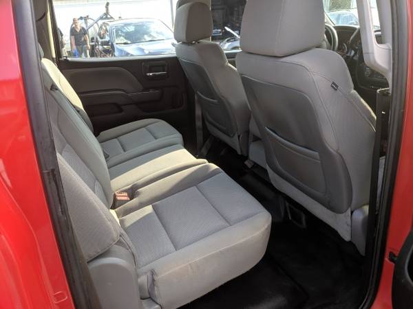 2015 Chevrolet Silverado 2500HD Built After Aug 14 Crew Cab Long Box 2 for sale in Darington, PA – photo 8