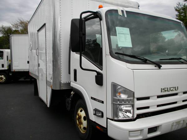 2015 Isuzu NPR BOX Truck 14ft Box Lift Gate for sale in Perry, OH – photo 4