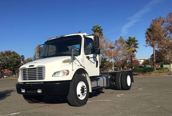 2014 FREIGHTLINER M2 CAB & CHASSIS NON-CDL CUMMINS PTO READY FOR... for sale in Fairfield, AZ – photo 3